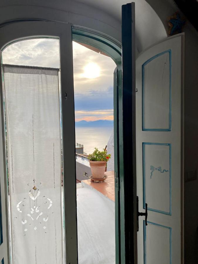 Casa Barbara Acomodação com café da manhã Amalfi Exterior foto